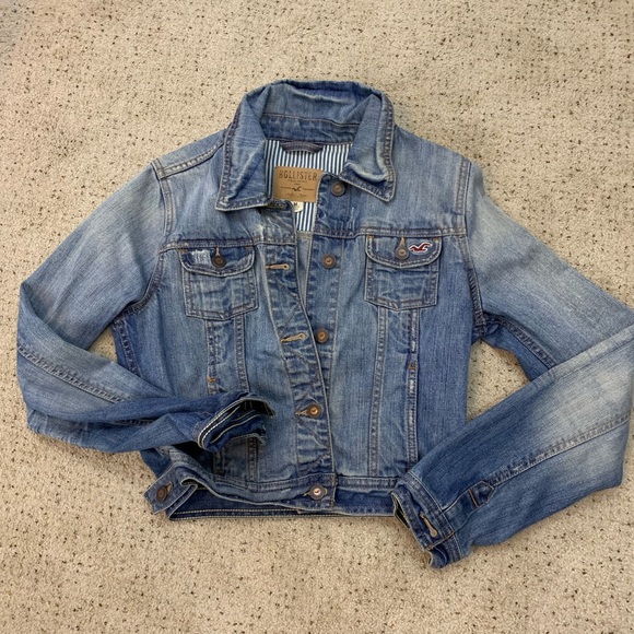 Jean jacket - Picture 1 of 3